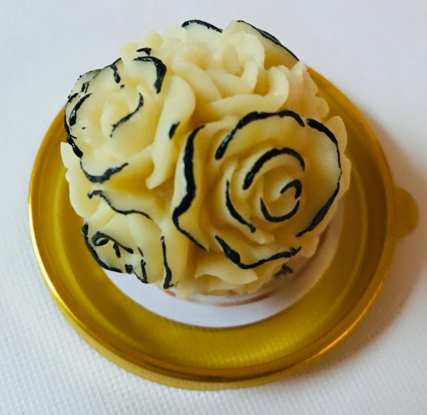 Bunch of Roses Party Favors